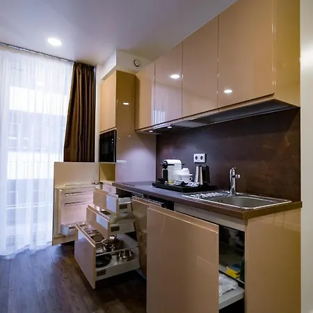 Отель Kreis Residenz 4*