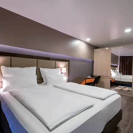 Отель Kreis Residenz 4*