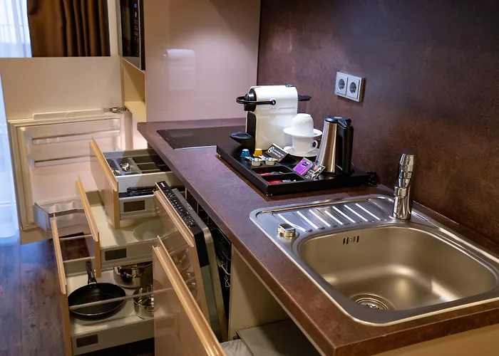 Kreis Residenz Hotel 4*